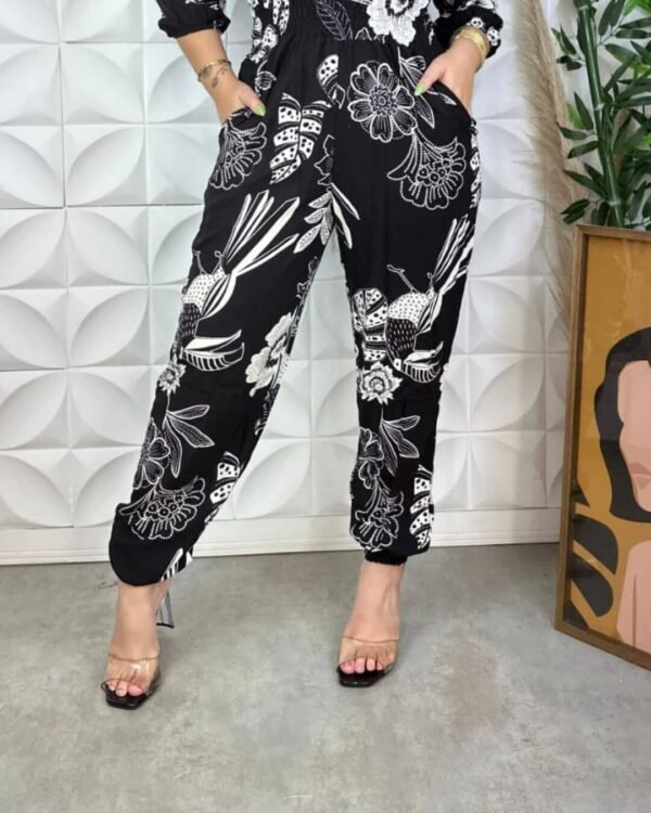 Calça Estampada Flor de Inverno - Imagem 2